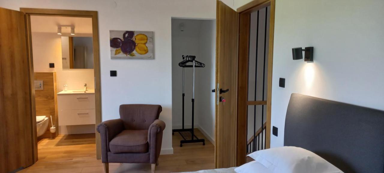 Fratole Villa Nielisz Bagian luar foto